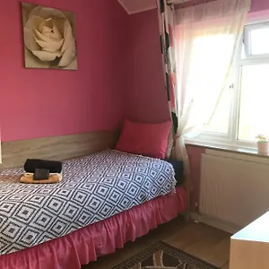  Apartment Becontreelodge